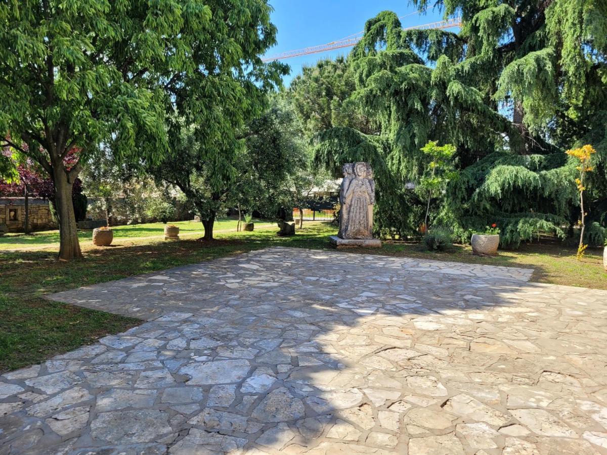 Apartments Brscic Пореч Экстерьер фото