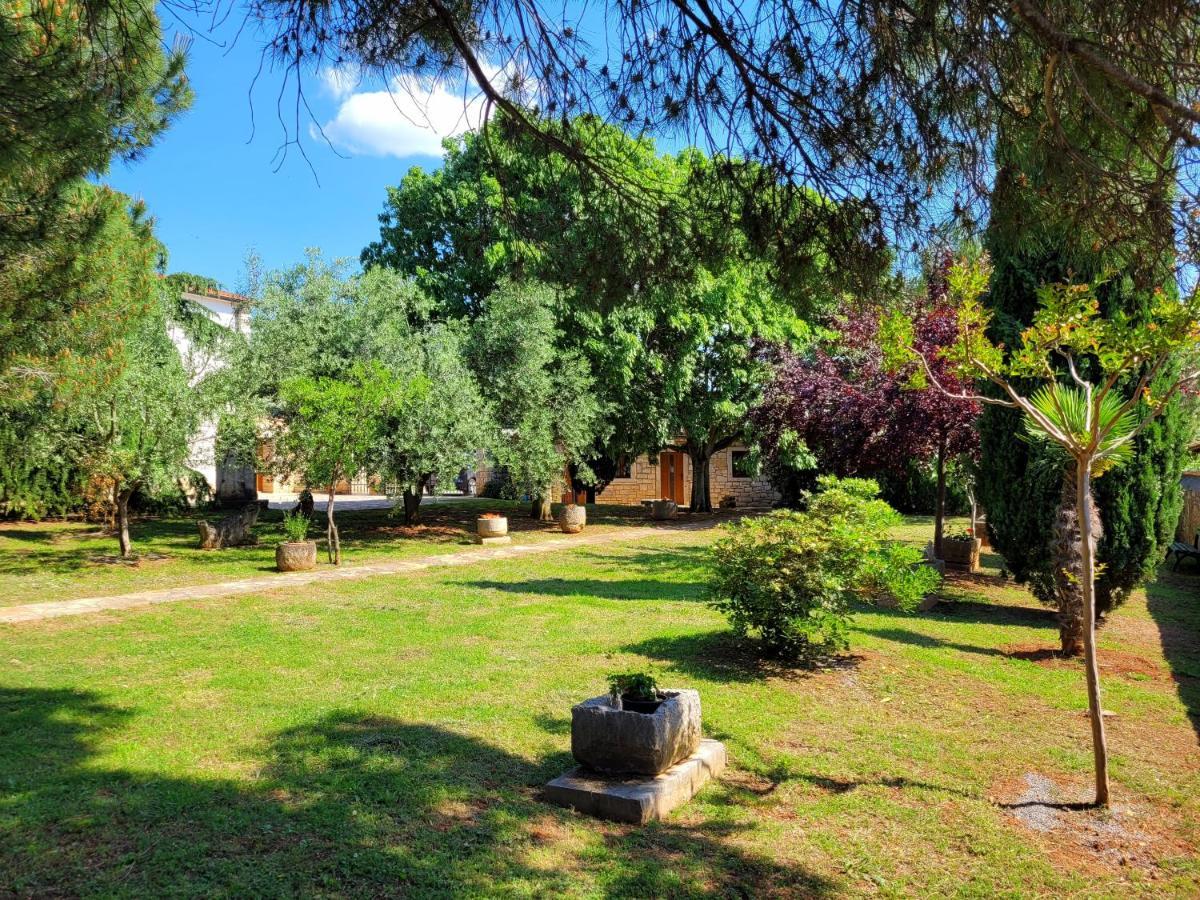 Apartments Brscic Пореч Экстерьер фото